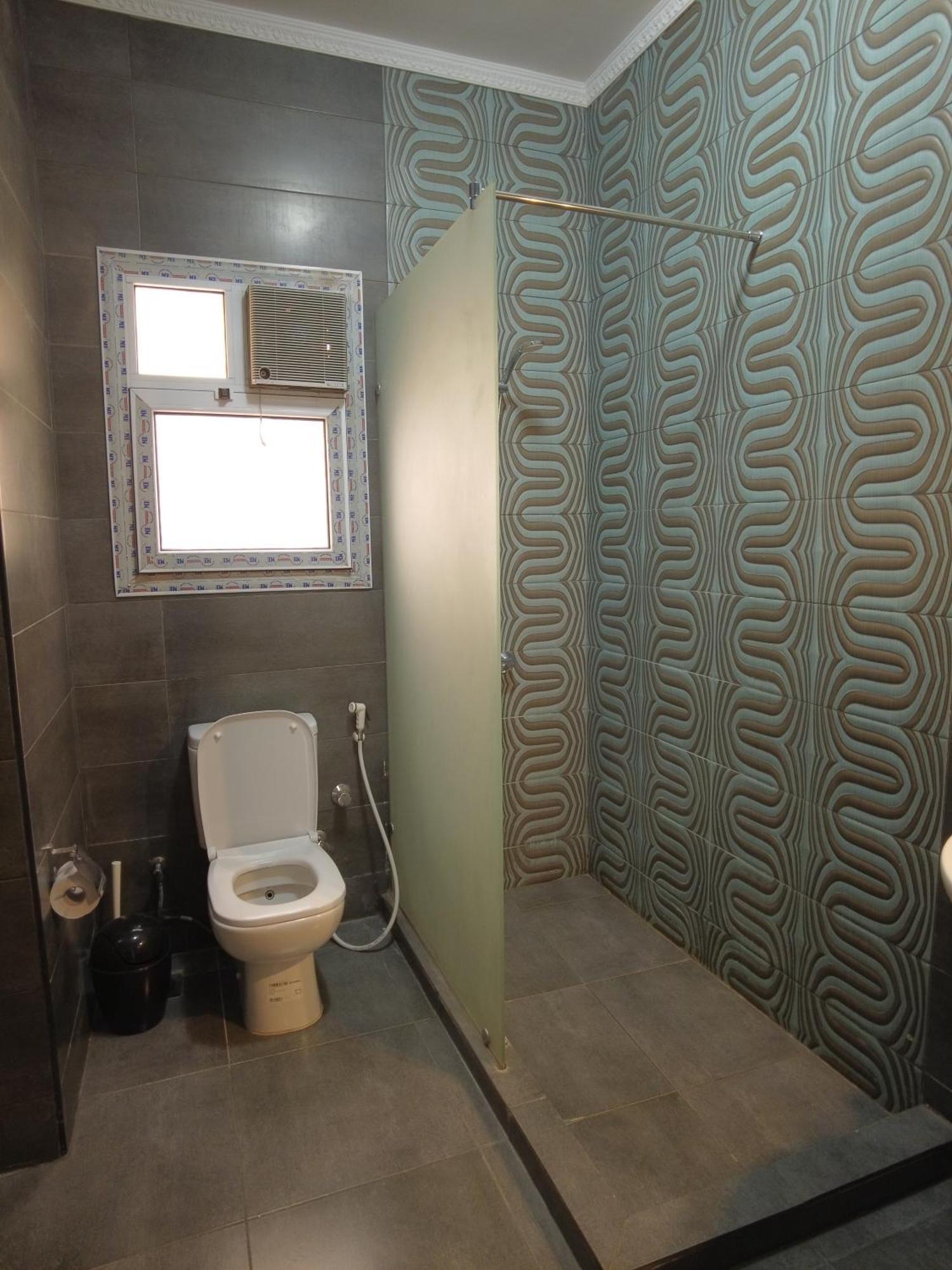 H-residence 3 Bedroom In New Near Airport Apartamento