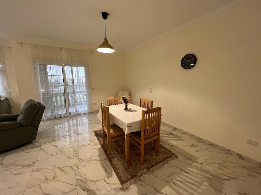 H-residence 3 Bedroom In New Near Airport * Cairo