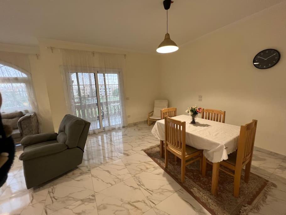 H-residence 3 Bedroom In New Near Airport Apartment Cairo
